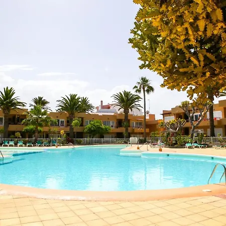 Apple Dunes With Pool By Holidays Appartement Corralejo